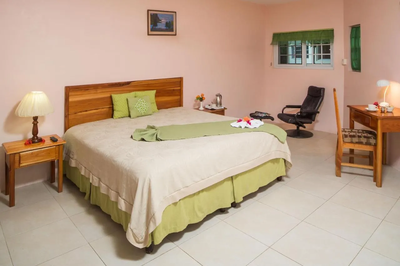 Rondel Village Negril 3*,
