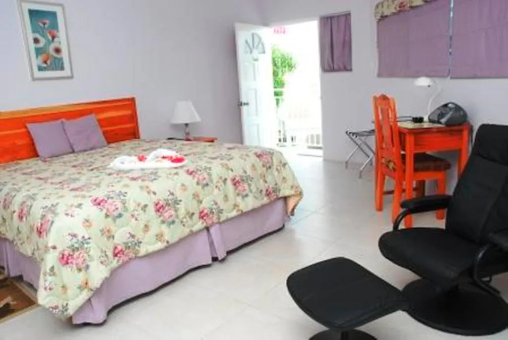 Rondel Village Negril Resort