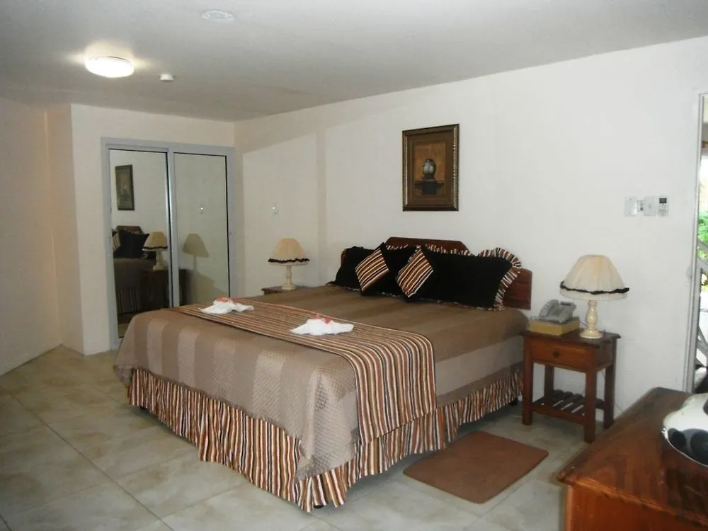 Rondel Village Negril